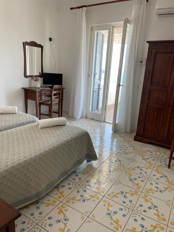 Hotel Residence - Parco Mare Monte Casamicciola Terme Ruang foto
